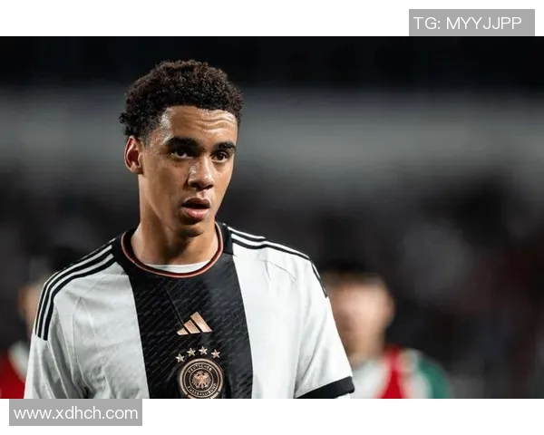 绰号刺客的足球明星女如何在绿茵场上演绎传奇与魅力 绰号刺客的足球明星女如何在绿茵场上演绎传奇与魅力