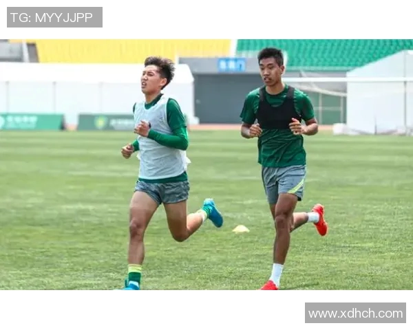 耐克足球明星队员全解析及其在国际赛场上的精彩表现